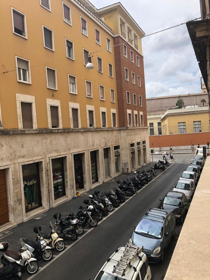 Art Atelier Risorgimento Guest House Rome Extérieur photo